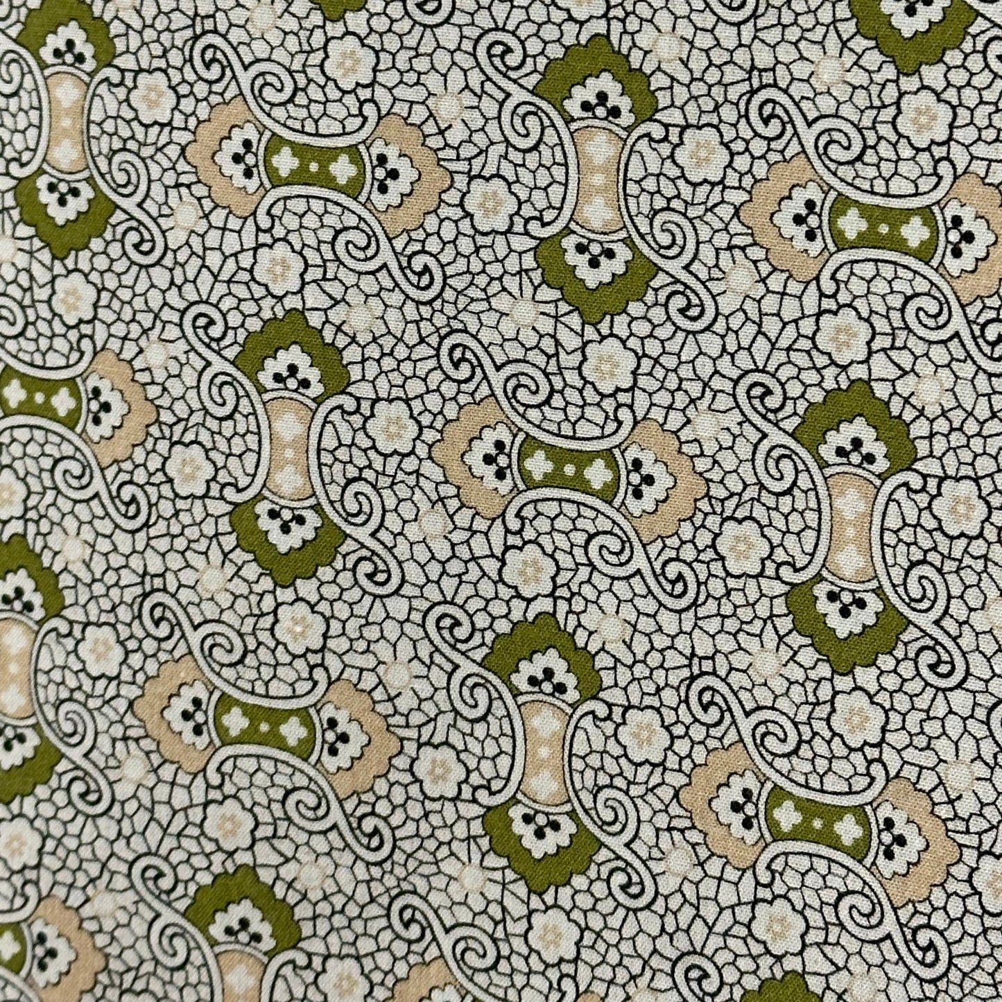 1885 Hilma - Emerald Fire - Solid Green