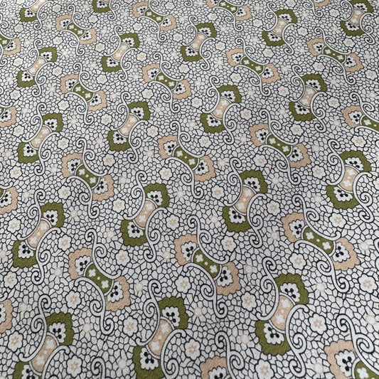 1885 Hilma - Emerald Fire - Solid Green