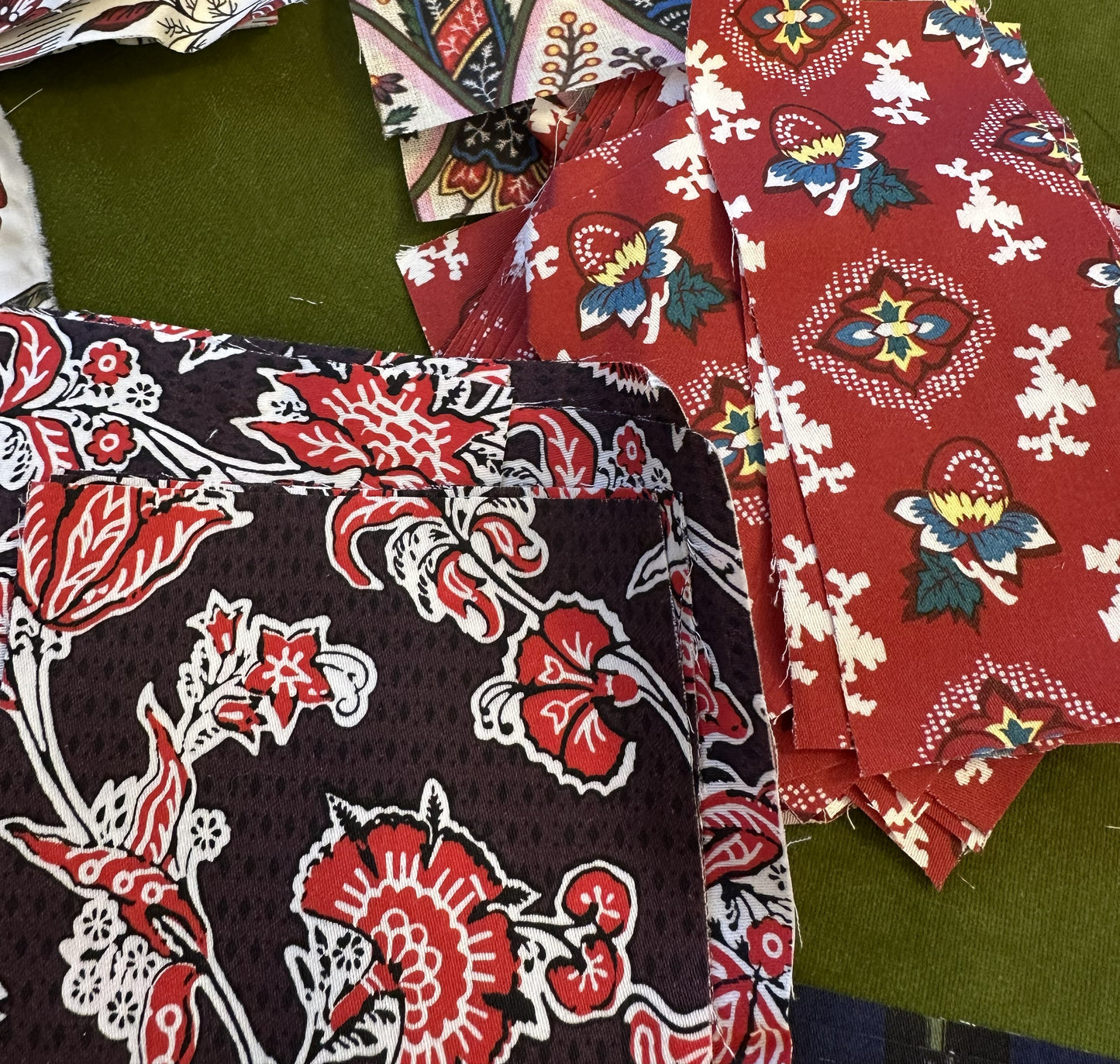 2026 Tiny Fabric Samples – Mixed Selection